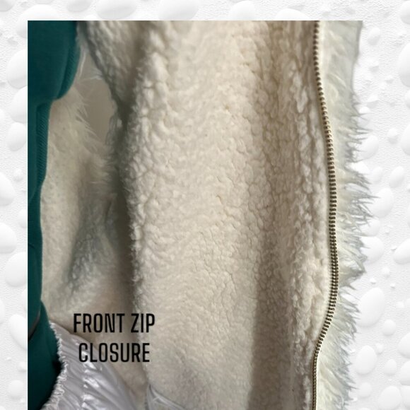 White Faux Fur Soft and Cuddly Vest - L (Fits Like M) - Picture 4 of 9